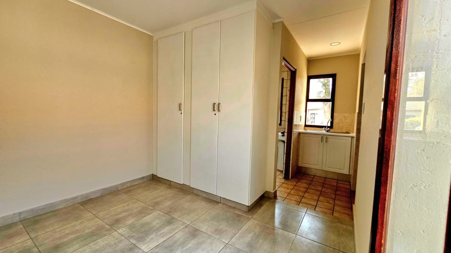 4 Bedroom Property for Sale in Pecanwood Estate North West